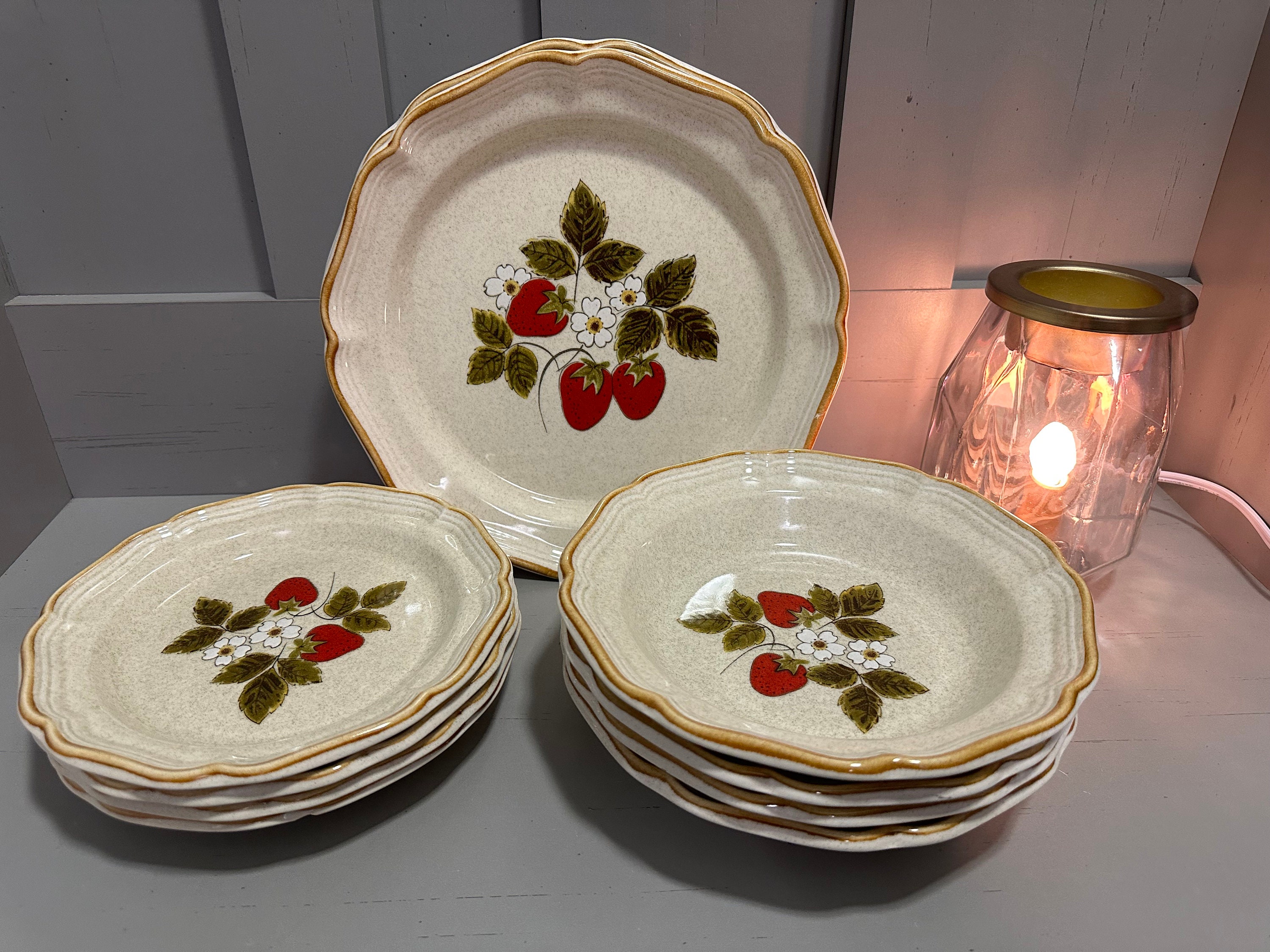 食器 Mikasa Breakfast Set Amazon.com: Mikasa Garden Harvest Soup/Cereal Bowl, Set of 4