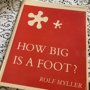Vintage 1962 how big is a foot book
