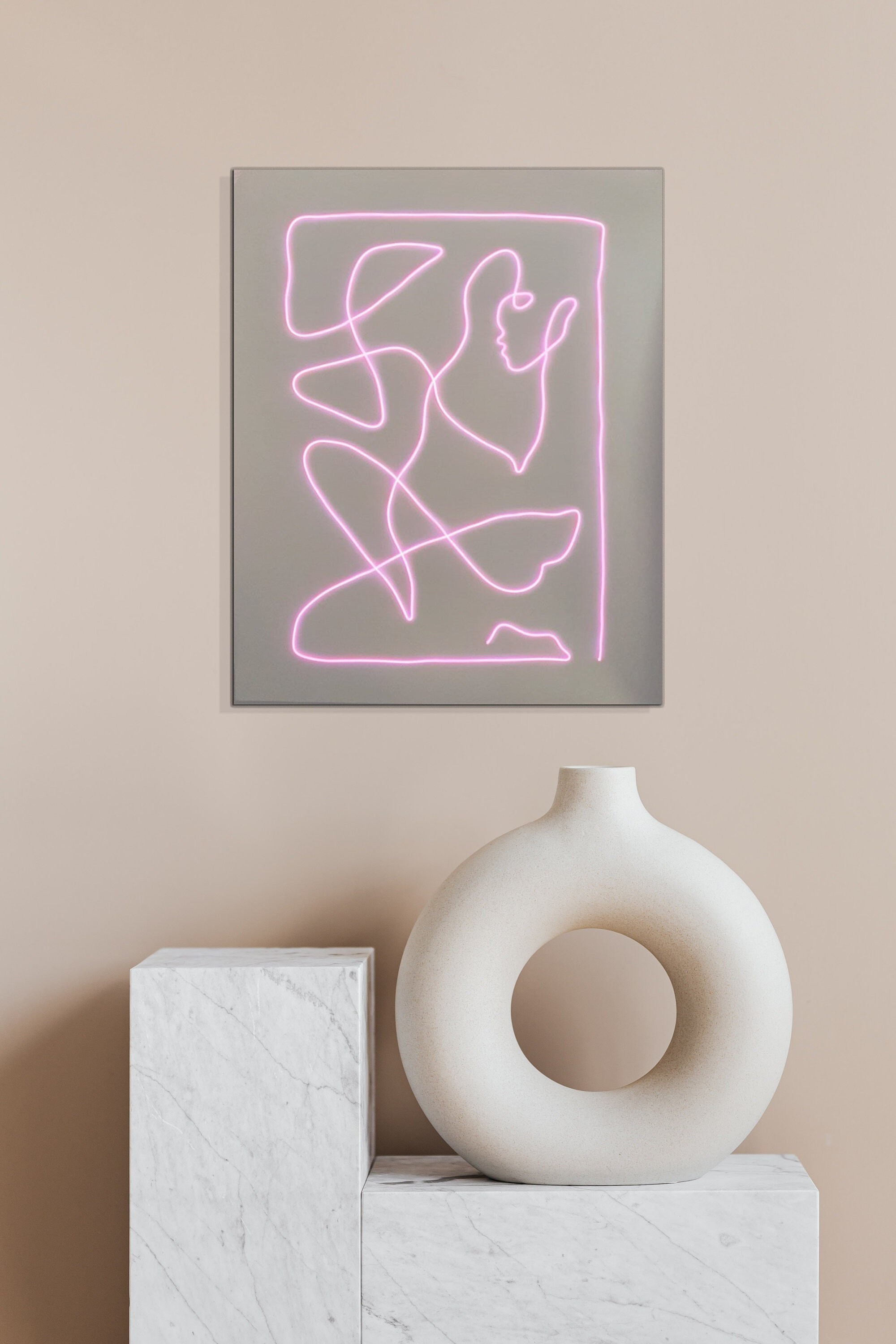 One Line Draw Woman Minimalism