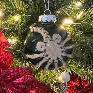 3.15" Alien Movie Inspired Christmas Ornament with 3D Facehugger