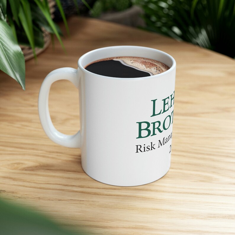 GR8Shop Lehman Brothers Emploee Of Risk Management Department 2008 Bianco tazza di caffè Mug