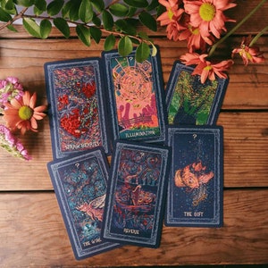 Past is a Present - Prisma Visions Tarot 79th Cards (6 foil cards)