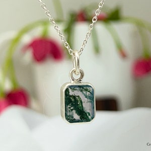 Natural Moss Agate Dainty Pendant Necklace, Octagon 7 x 9 Emerald Cut Moss Agate, Women Solitaire Pendant Necklace, Thin Minimalist Gift
