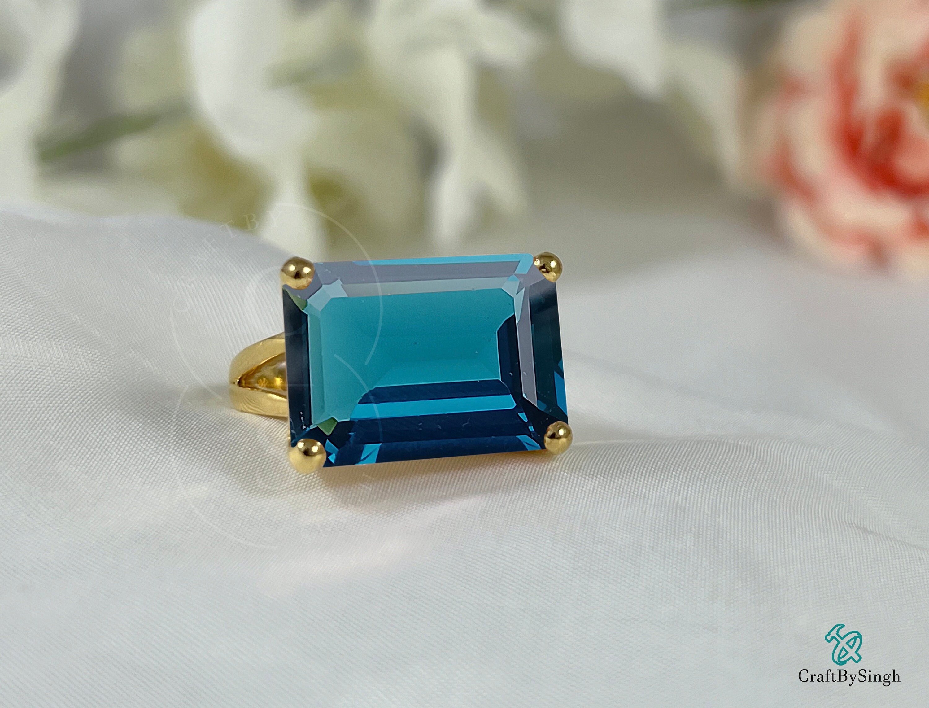 Bague En Or 18 Carats Avec Topaze - Taille 54 - Poids 5,84 G - Occasion (portée) - Style Déclaration