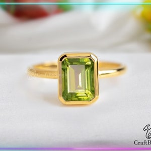 Peridot Ring, Baguette Peridot Ring, 14k Gold Fill or Sterling Silver, August Birthstone, Solitaire Women Ring, Bezel Set Handmade Ring