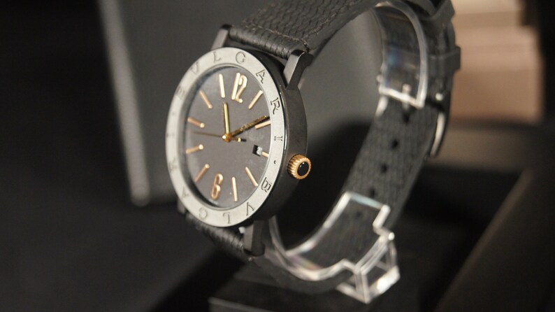 Bulgari Solotempo Black ref 102929 automatic graphite, full set, box, document and two straps. image 3