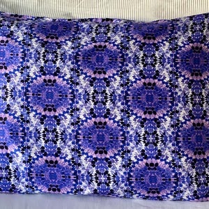 19 Momme Pure Mullbery Silk Kissenbezug mit Blumenmuster für Haare und Haut Standard-Kissenbezug mit Reißverschlussbezügen, natürlich und hypoallergen