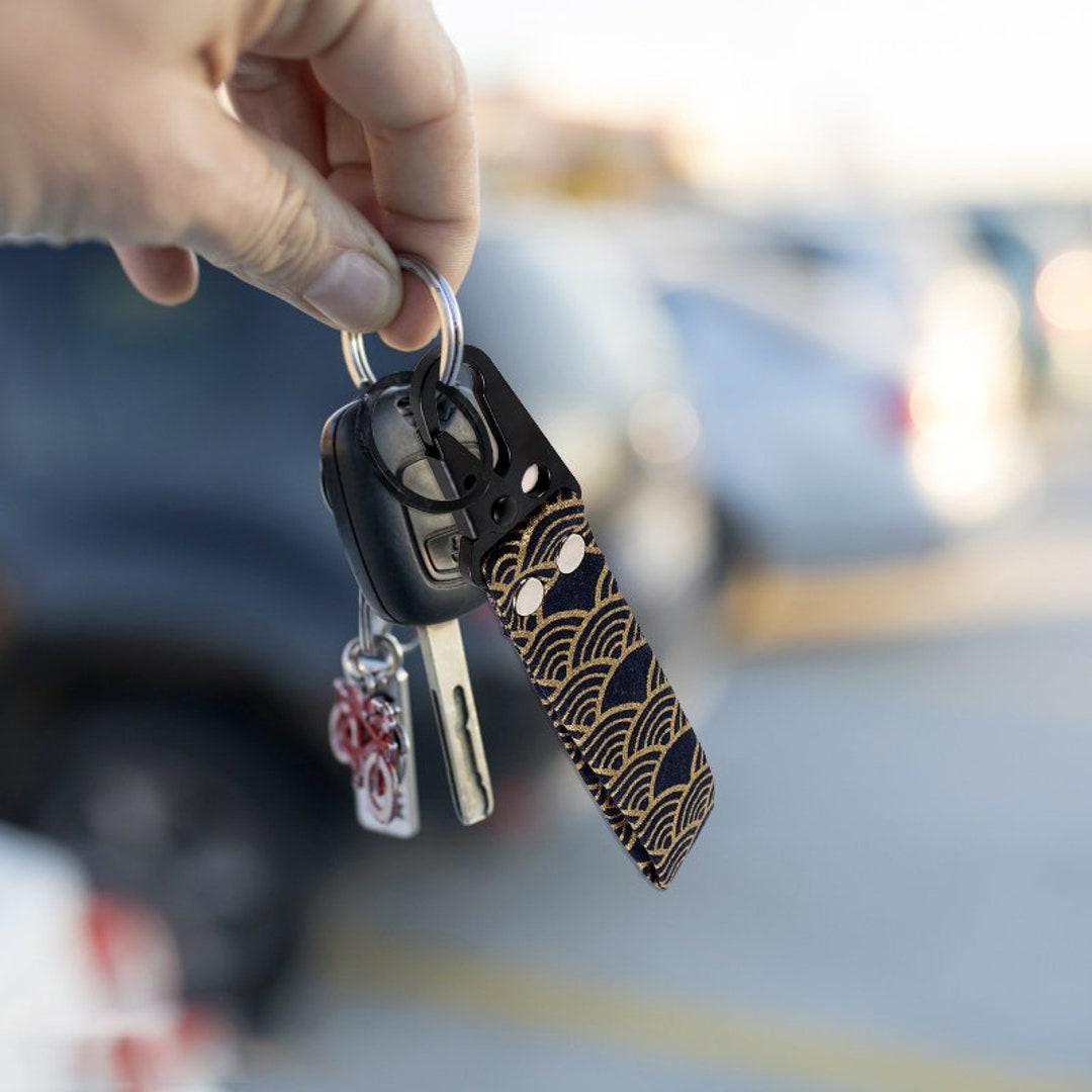 Black Metal Key Hook Universal Black Keychain Lanyard For DODGE - Foto 3