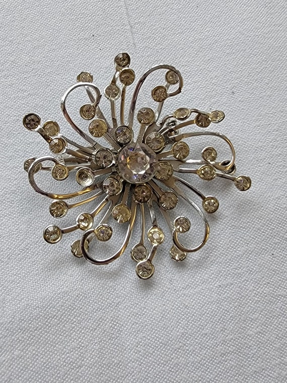 Vintage Silver Tone Brooch