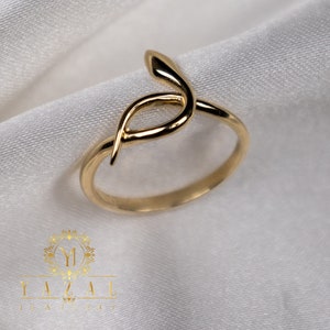 14k Gold Snake Ring, Unisex Gold Snake Ring, Snake-Shaped Ring, Minimalist Stackable Rings, Hand Made Ring, Solid Gold,Gift For Her,Gold art