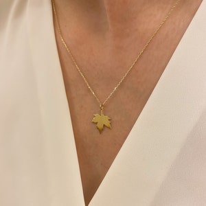 Minimalist Leaf Necklace Leaf,Dainty Leaf Necklace,Leaf Necklace,14k Real Gold Leaf Necklace,Birthday Gift,Gift for her,gift for mom