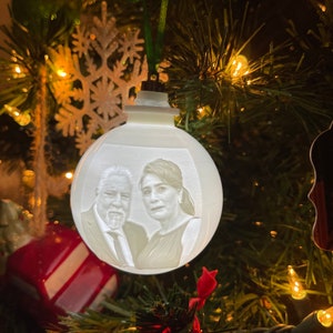 Adorno navideño personalizado, adorno de litofanía, decoración navideña, idea de regalo de Navidad personalizado, adorno para árbol de Navidad