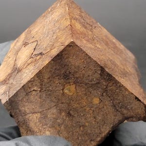 AL HAGGOUNIA 001 (123.9g) EL-melt rock Meteorite, Cubic Cut