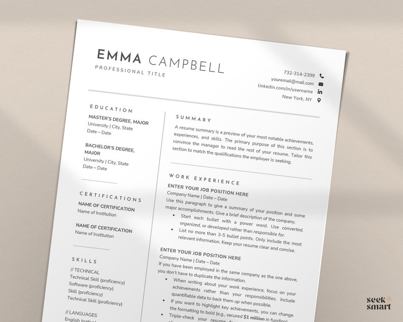 K&ouml;nnte beinhalten: Eine schwarz-wei&szlig;e Lebenslaufvorlage mit dem Namen Emma Campbell oben. Die Vorlage enth&auml;lt Abschnitte f&uuml;r Ausbildung, Zertifizierungen, F&auml;higkeiten, Zusammenfassung und Berufserfahrung.