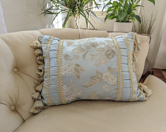 croscill vincent pillows