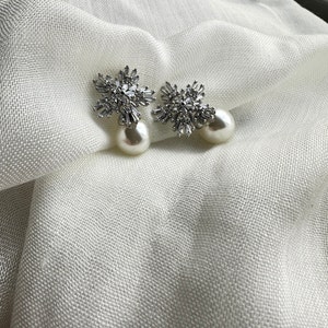Bridal Earrings, Pearl Wedding Earrings, Bridal Jewelry Cubic zirconia, bridesmaid gift earring