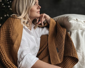 Waffle Linen Blanket in Cinnamon Powder with Protective Bag. Organic Linen-Cotton Rustic Bed Cover Throw