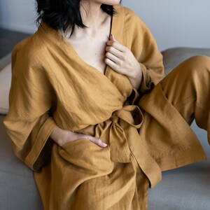 Linen Kimono Jacket with Wide Sleeves and Two Side Pockets in Cinnamon Powder. Women's Linen Robe image 2