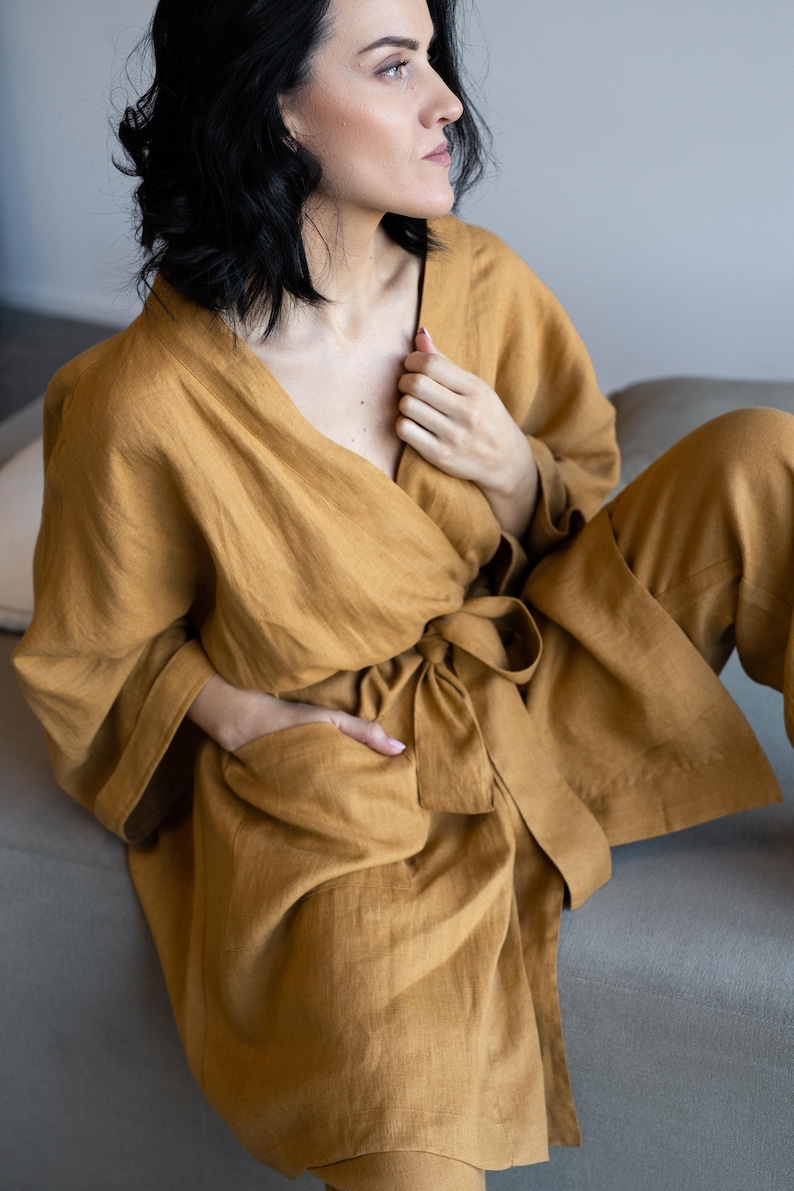 Linen Kimono Jacket with Wide Sleeves and Two Side Pockets in Cinnamon Powder. Women's Linen Robe image 2