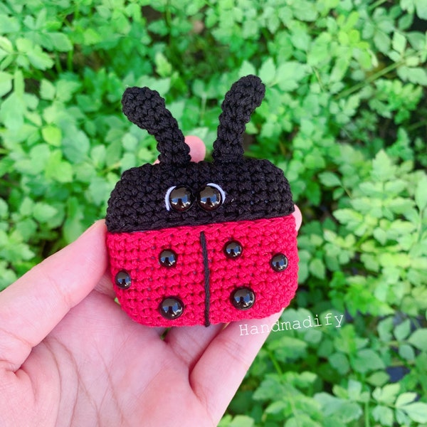 Ladybug AirPods 1, 2, 3, Pro, Pro 2 Case - Animals Headphone Case - Crochet Animals AirPods Case - Regalo especial - Regalo hecho a mano - Love Gift