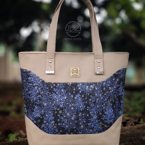 Momenta Crossbody Bag Etsy