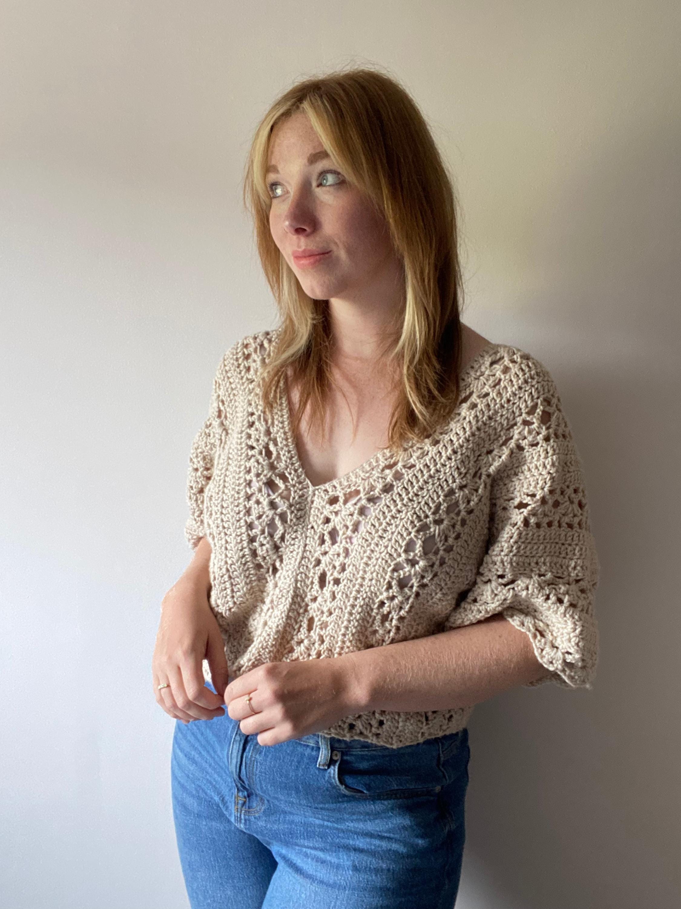 14 Crochet Blouse Patterns with Lace, Wraps, and Off-shoulder Styles 14 Crochet Short Sleeve Blouse