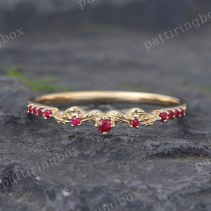 Unique Ruby Filigree wedding band 14k Yellow gold Vintage wedding band Dainty Art deco Leaf Matching Stacking band Promise Anniversary band