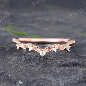 Moissanite Filigraner Ehering Einzigartiger 14k Rose Gold Diamant Gebogener Ehering Art-Deco-Blatt Passender Stapelring Vintage Versprechen Band