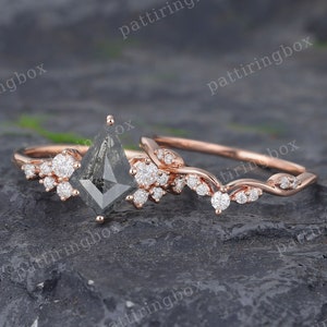 Einzigartige Drachenschliff Salz & Pfeffer Diamant Verlobungsring Set Rosegold Verlobungsring Set Diamanthochzeit Curved Jubiläum Versprechen Ring