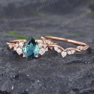 Pear cut Green Blue Sapphire engagement ring set Vintage Rose gold ring Moissanite Diamond Cluster Curved band Art deco Bridal Promise ring