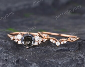 Conjunto de anel de noivado com diamantes sal e pimenta em ouro rosa, anel cluster de diamantes, aro curvo exclusivo, estilo art déco, conjunto nupcial, anel de compromisso de aniversário.