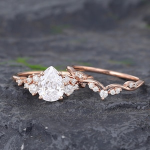 IGI Certified Pear shaped Lab Diamond engagement ring set Vintage Rose gold ring Cluster ring Curved band Bridal ring Anniversary ring