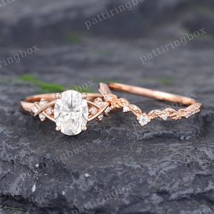 Oval Moissanite engagement ring set rose gold engagement ring Vintage Bridal set Diamond wedding Curved ring Anniversary Promise ring gift