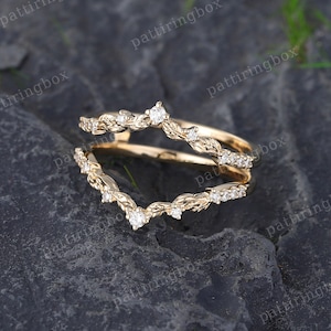 Vintage Curved Wedding Band Ring Enhancer Unique Moissanite Yellow Gold ...