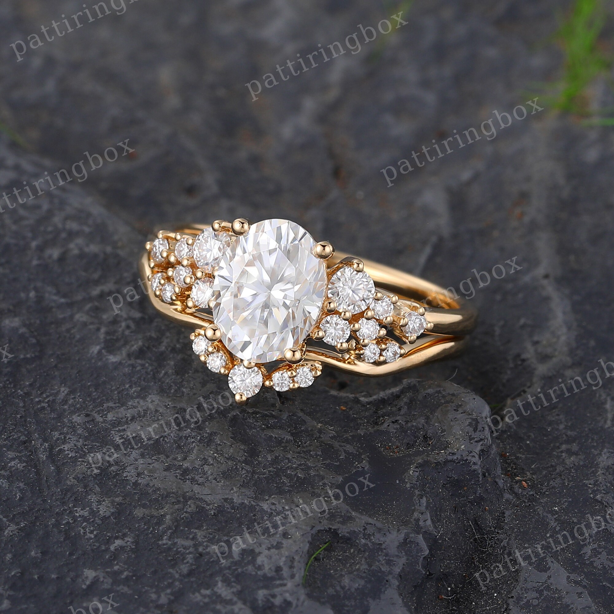 Oval Cut Moissanite Engagement Ring Set Yellow Gold Engagement Ring ...
