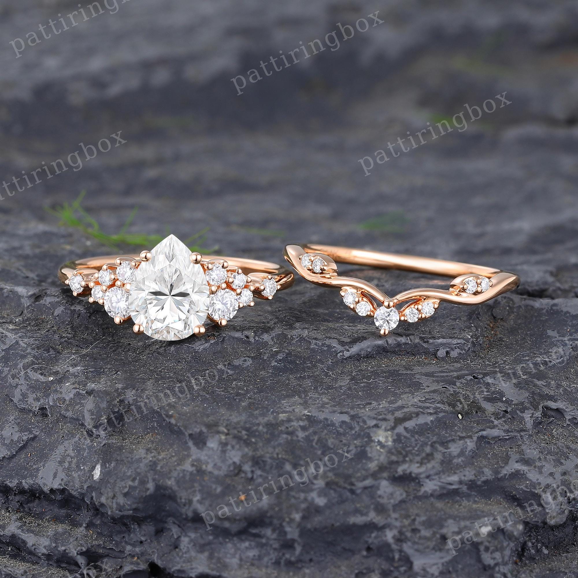 Rose Gold Pear Moissanite Ring Set