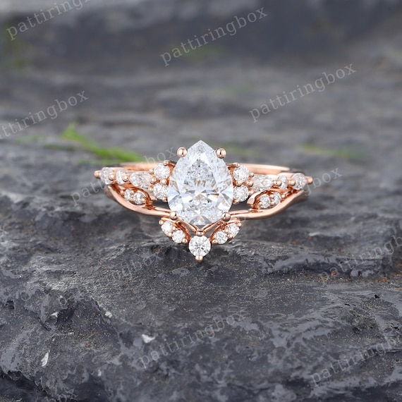 IGI Certified Lab Grown Pear Shaped Diamond Engagement Ring Set