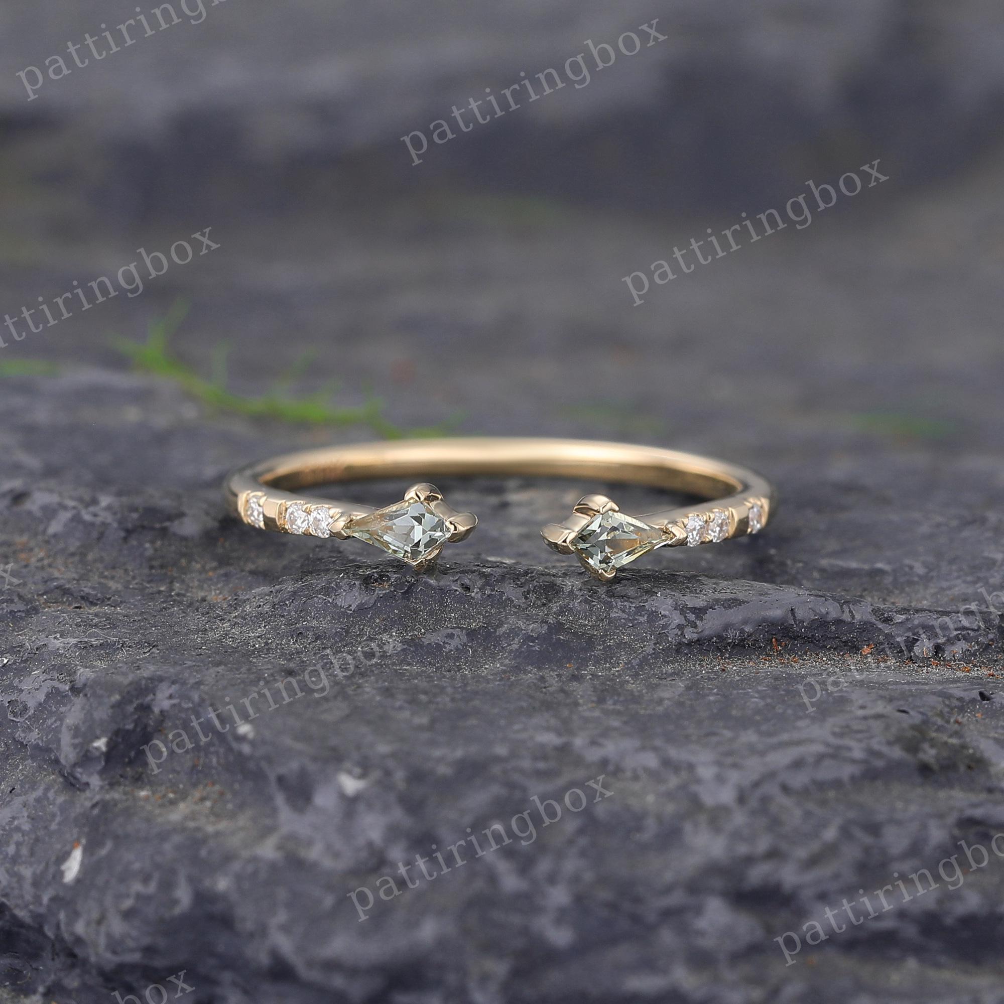 Kite cut Green sapphire wedding band Unique Yellow gold Open wedding band Dainty Diamond Stacking Matching band Anniversary Promise ring