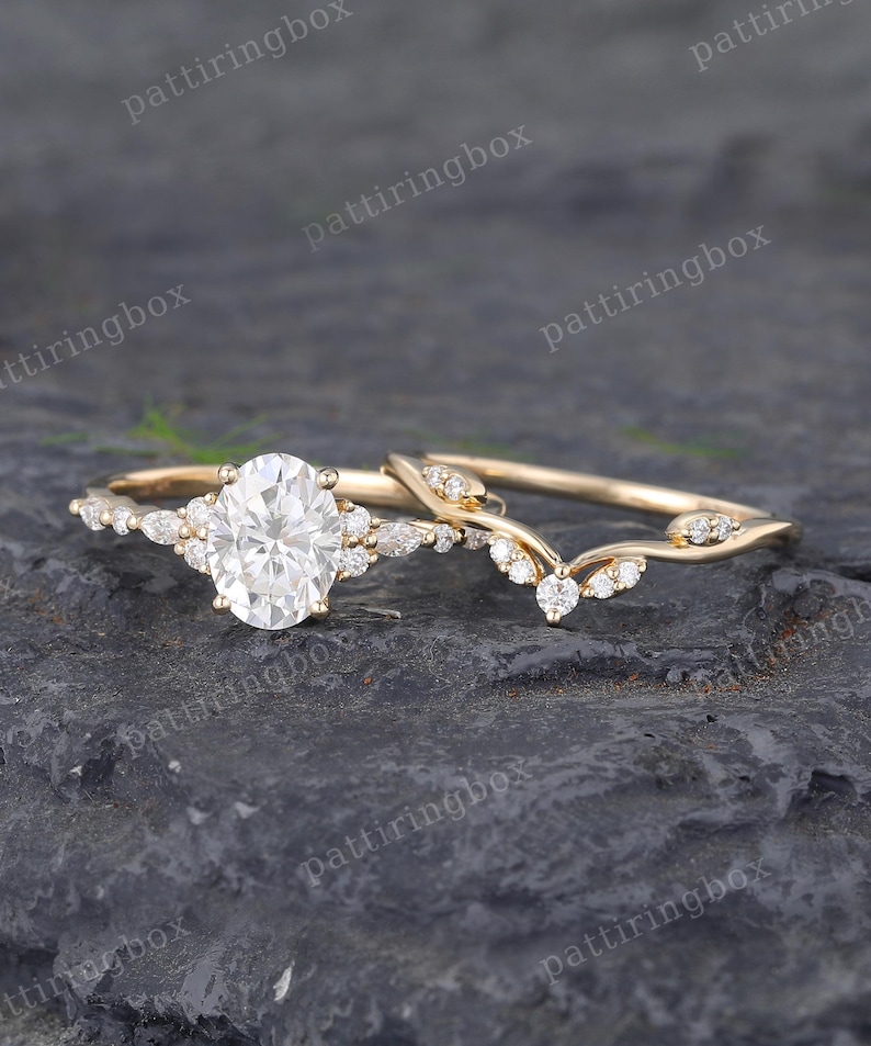 Oval Cut Moissanite Engagement Ring Set Yellow Gold Engagement Ring ...
