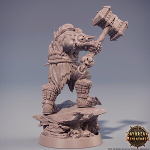D&D Orc / Pathfinder Miniatyr | RPG-modell | Zweitung Blutnagel från Mercenaries of the Void-kollektionen av Daybreak Miniatures bild 4