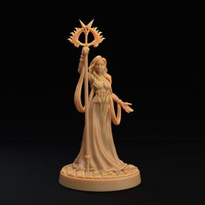 D&D Female Elf Cleric / Sorcerer | RPG Model | Astral Elf Priestess by Dragon Trappers Lodge