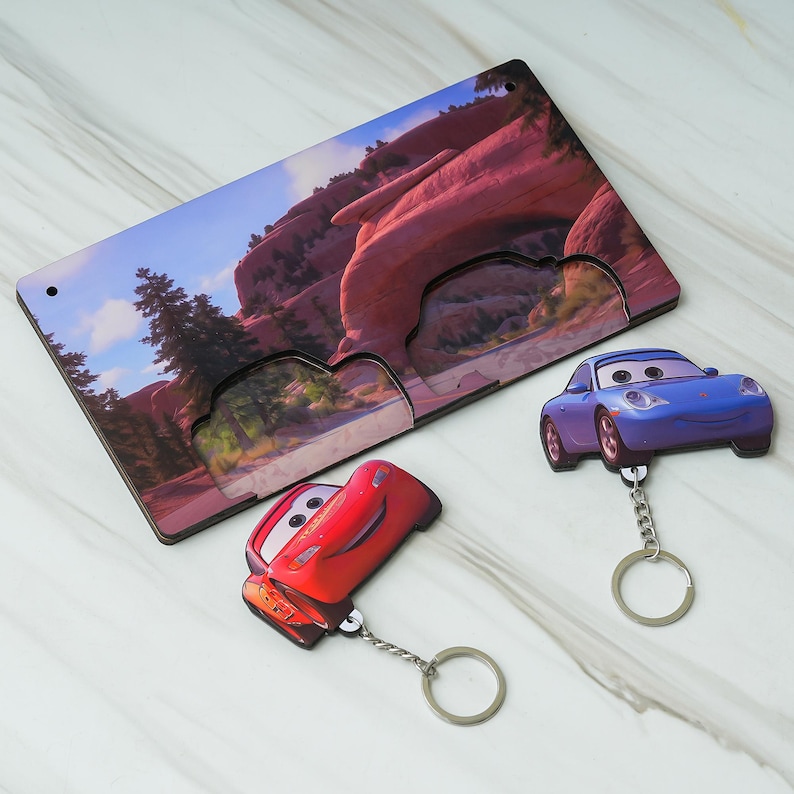 Disney Car Lightning Mcqueen and Sally Couple Key Holder, Magnetic ...
