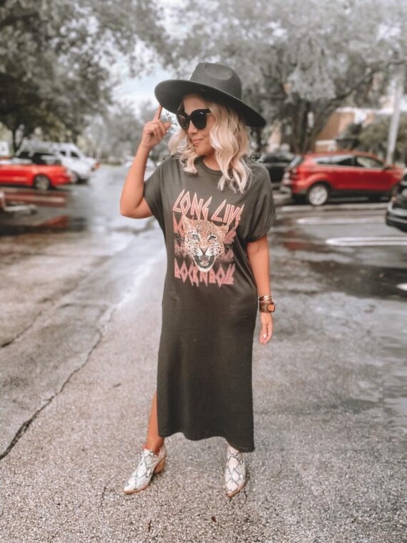 Black Graphic T-shirt Dress / Womens 
