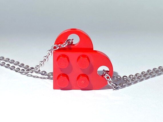 Collar de corazón rojo hecho con ladrillos LEGO| Colgantes de