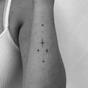 Celestial Vertical Temporary Tattoo (Set of 2) / Tiny Fine line Fake Tattoo / Star Line Temp Tattoo