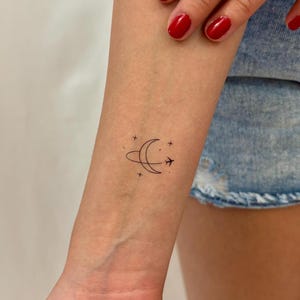 Crescent Moon with Plane Tattoo (Set of 3) /  Travel Temporary Tattoo / Moon and Airplane Tattoo / Moon and Airplane Tattoo