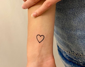 Fine Line Heart Temporary Tattoo (Set of 4)