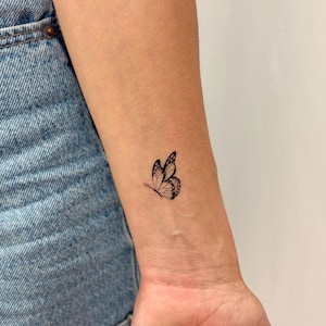 Elegant Butterfly Temporary Tattoo (Set of 3) / Butterfly Wrist Tattoo / Realistic Butterfly Temp Tattoo