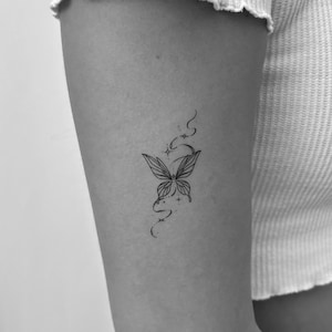 Minimal Butterfly Temporary Tattoo (Set of 2) / Bohemian Butterfly Tattoo / Butterfly Tattoo Sticker / Decorative Skin