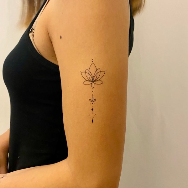 Lotus Unalome Temporary Tattoo (Ensemble de 2)